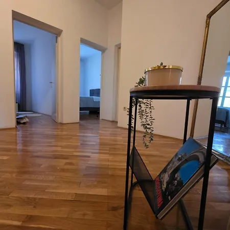 Zen Old Town * 莫斯塔尔